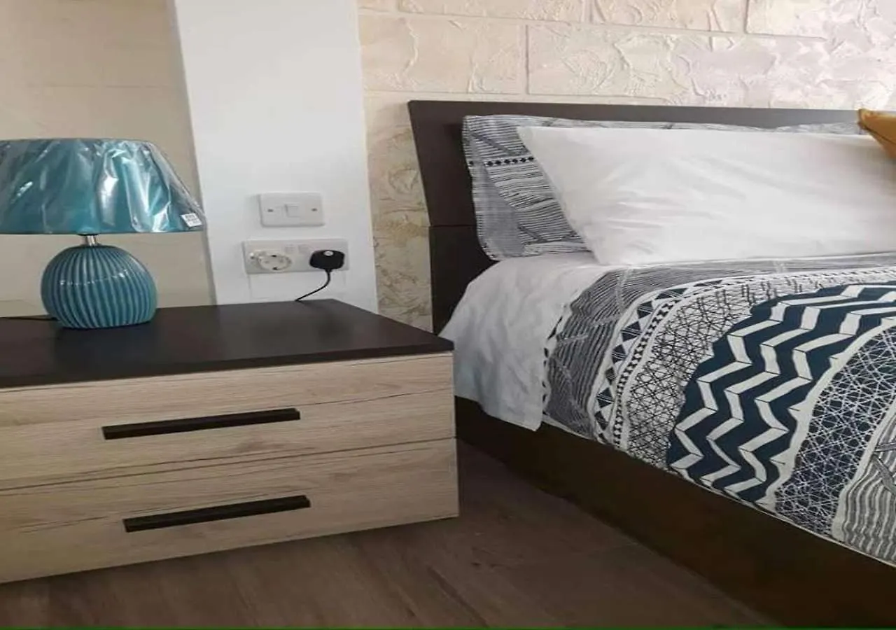 Homestay Charming Room In Peaceful Part Of Urban Valeta Msida